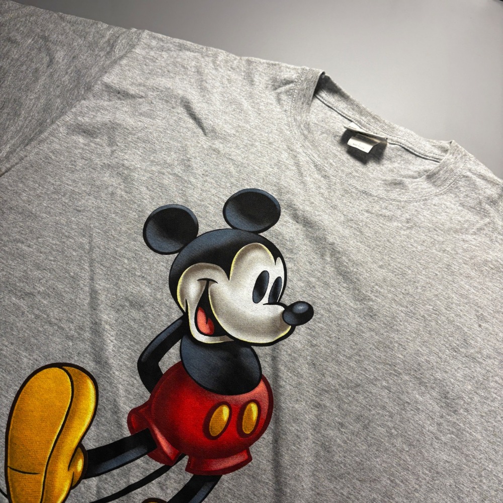 Vintage Walt Disney World Mickey Mouse T-Shirt Gray Made‎ in USA Large